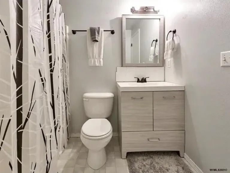 1307 Aqua St SE — Photo 18