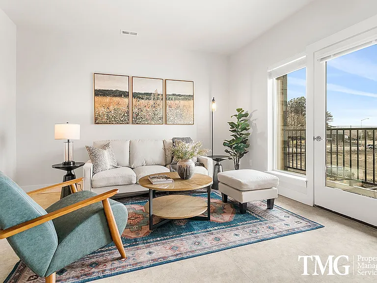 10 West at the Resort at Hansen Park — Photo 11