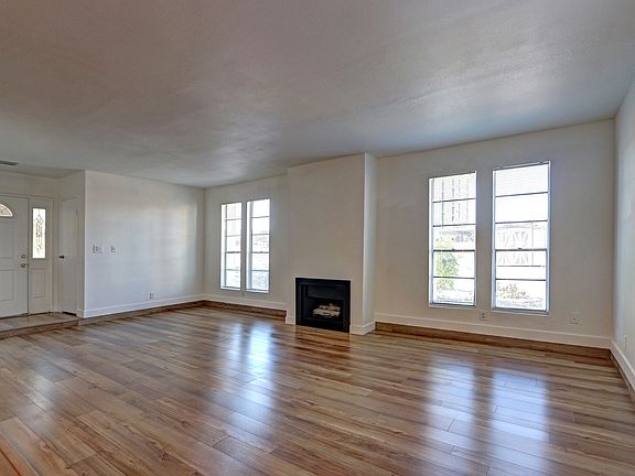 2nd image of 3913 Cambridge St Unit 2