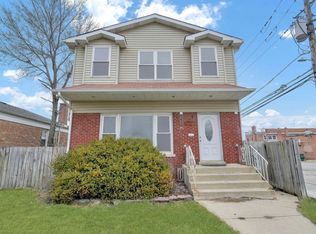 3214 W 83rd Pl, Chicago, IL 60652