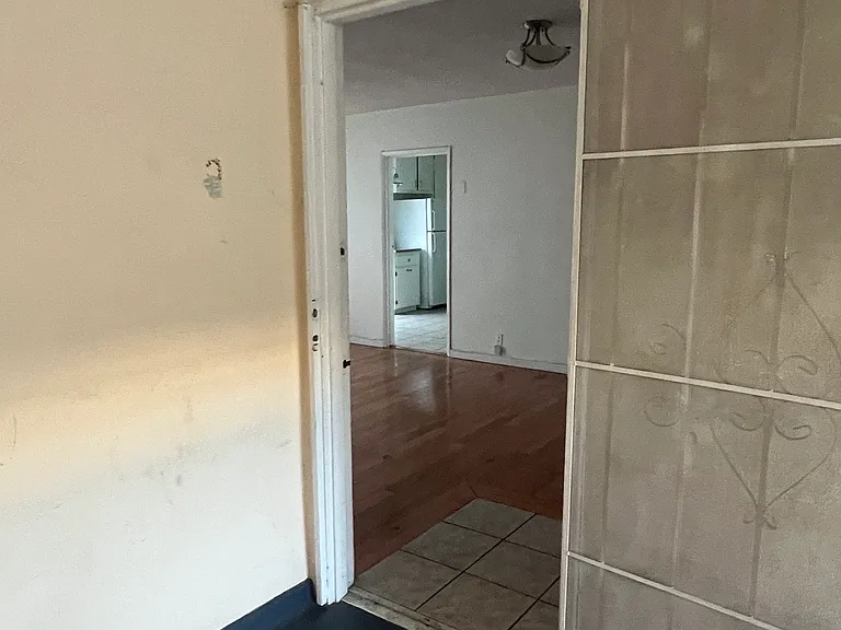 1427 N Martel Ave #6 — Photo 12