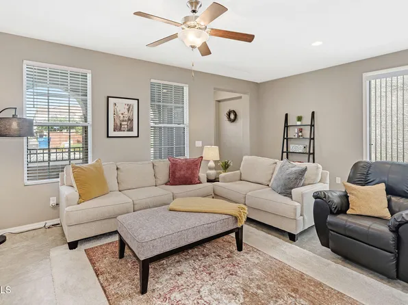 2282 S DEERFIELD Lane, Gilbert, AZ 85295