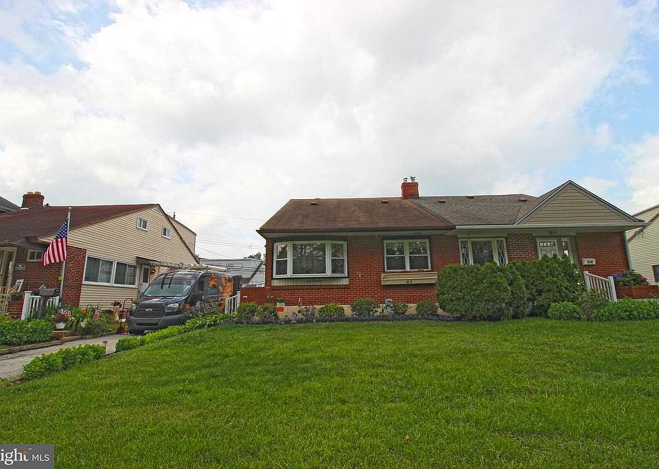 1st image of 414 E Winona Ave