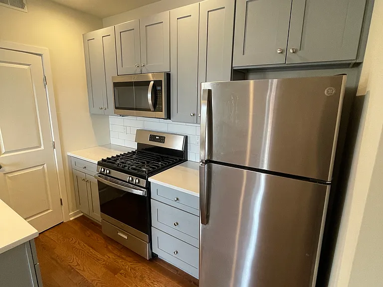 507 S 9th St #302 — Photo 7