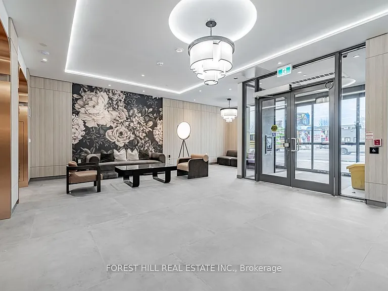 556 Marlee Ave #911 — Photo 3