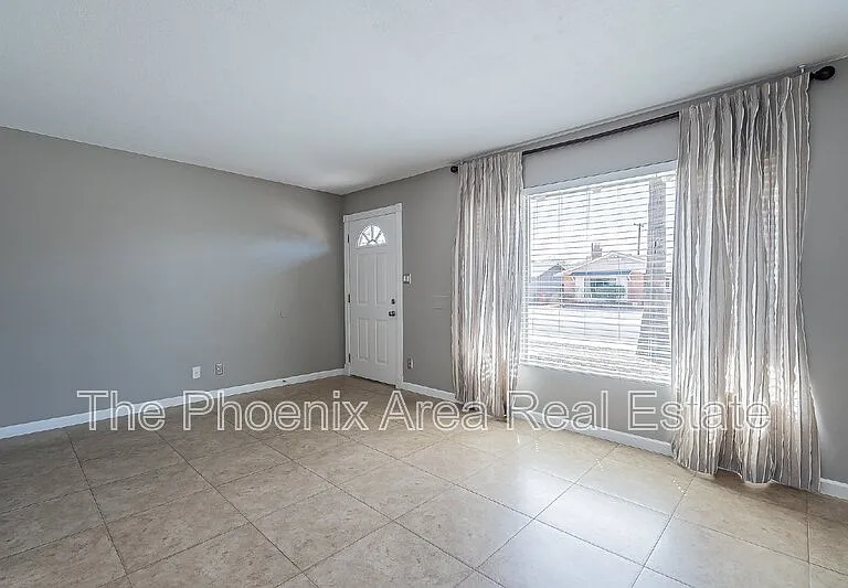 8654 E Windsor Ave — Photo 9