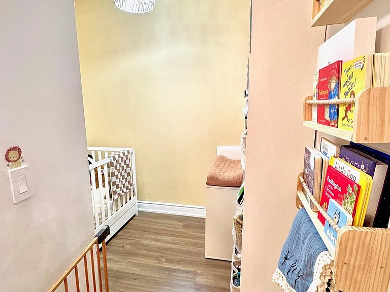 9618 Yonge St #210 — Photo 9