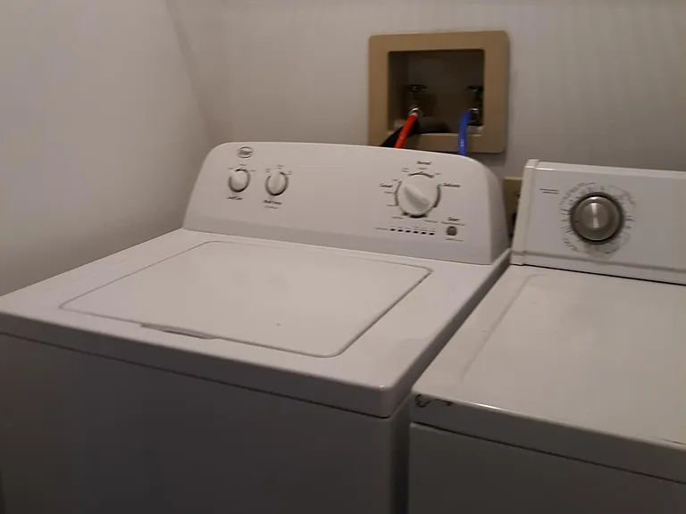 2904 Cara Ct — Photo 10
