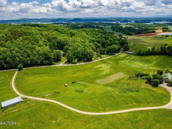 768 Greenlee Rd, Rutledge, TN 37861