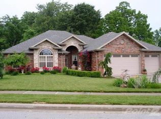 861 N Woodbury Ave, Springfield, MO 65809