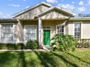 1687 Starling Dr, Tarpon Springs, FL 34688