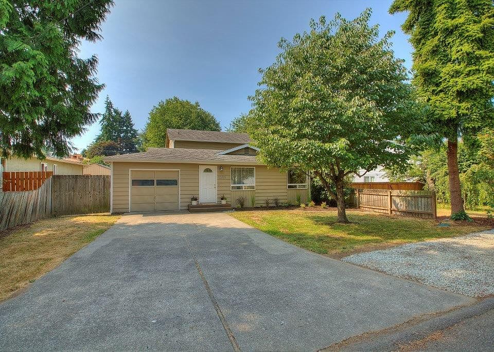 2nd image of 1201 N 35th St