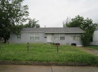 2442 N Quebec Ave, Tulsa, OK 74115