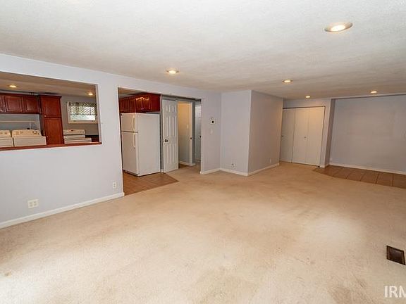 3rd image of 3018 Wilder Dr