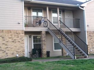 1800 Sara Dr APT D, College Station, TX 77845