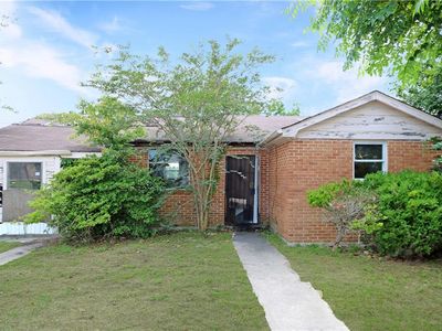 8018 Mackenzie St, New Orleans, LA, 70128