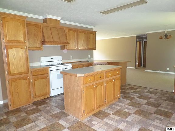 3rd image of 11138 Glenview Dr