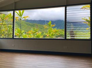 47-464 Apau Loop #B, Kaneohe, HI 96744