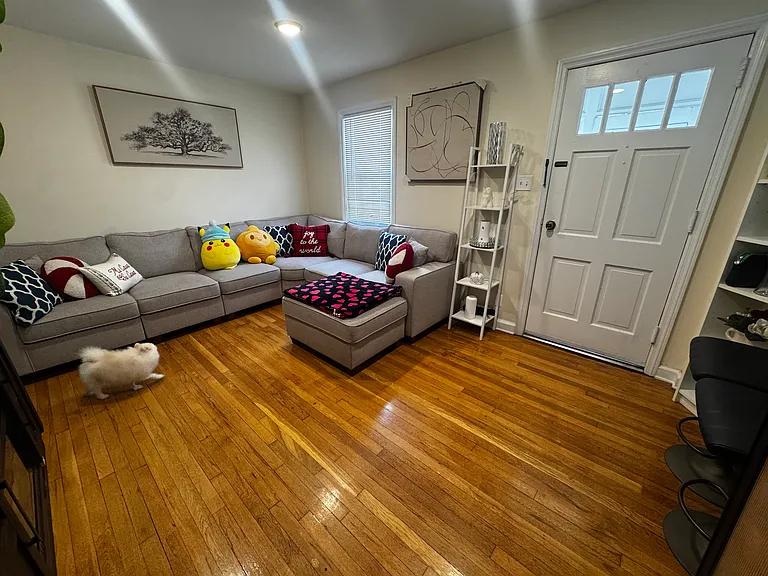 199 Kearny Ave — Photo 7