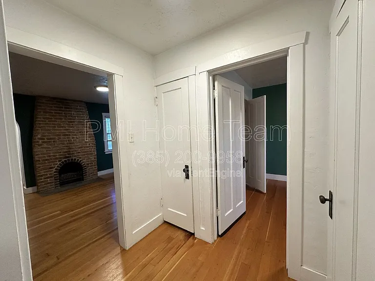 146 E 200 N — Photo 11
