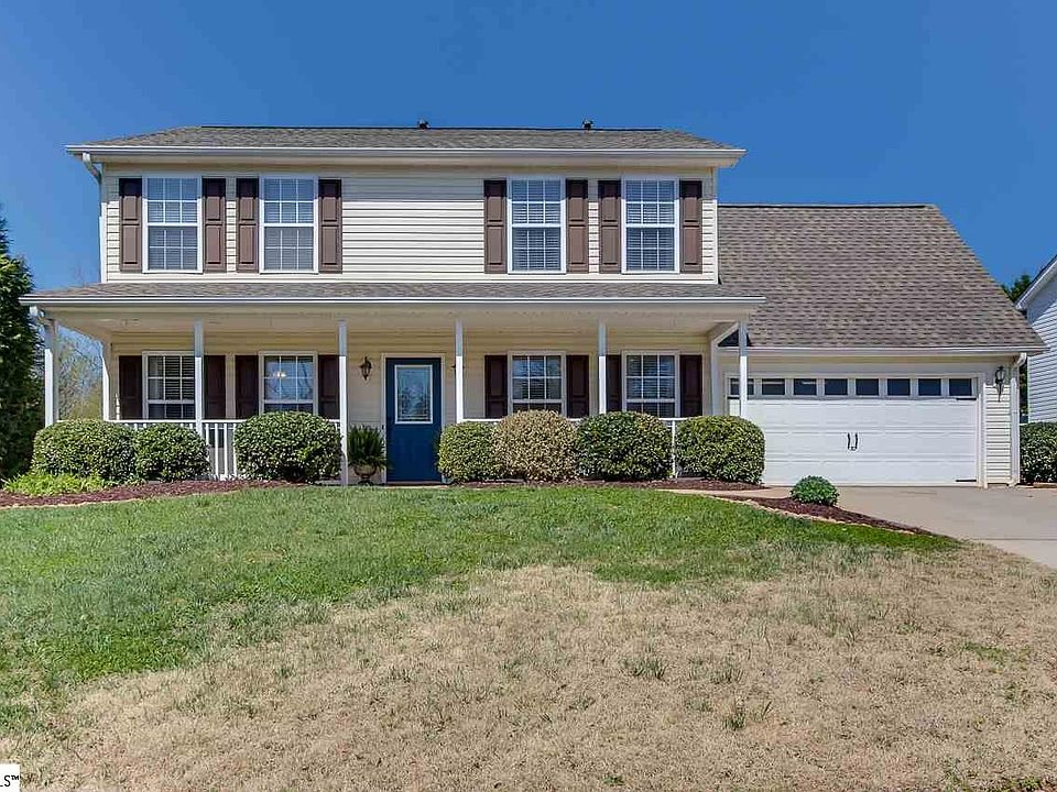 1st image of 411 Lily Pond Ln