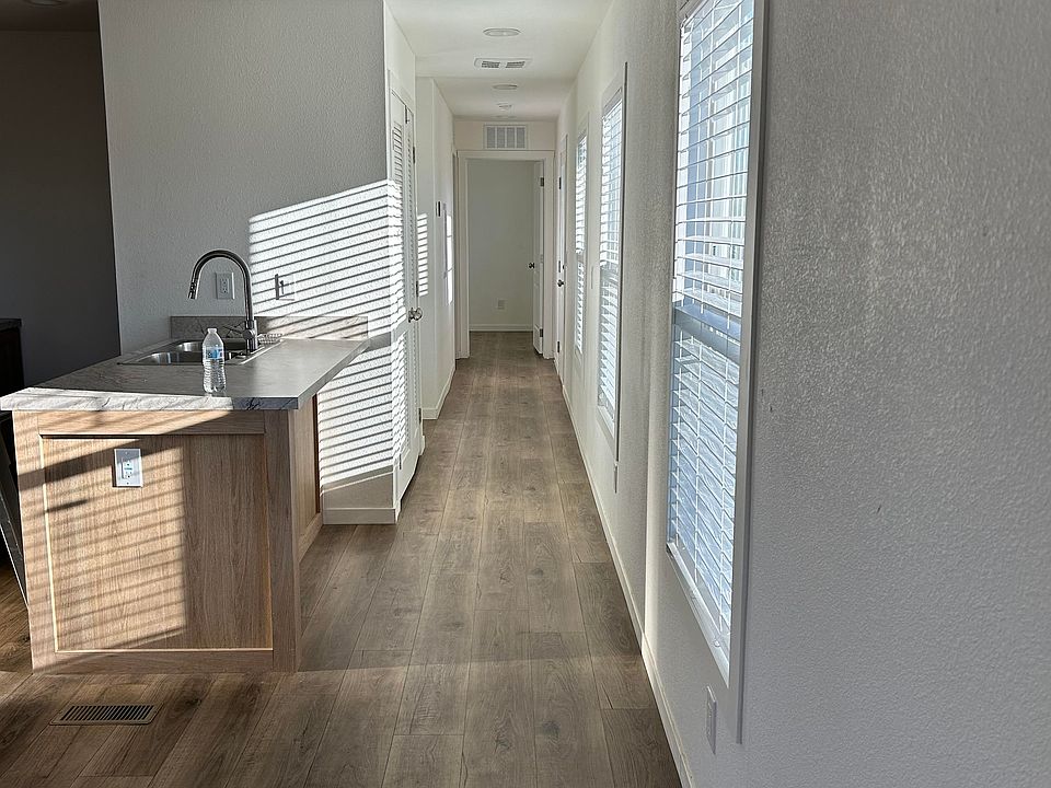 2nd image of 3535 E Alvord Rd #51