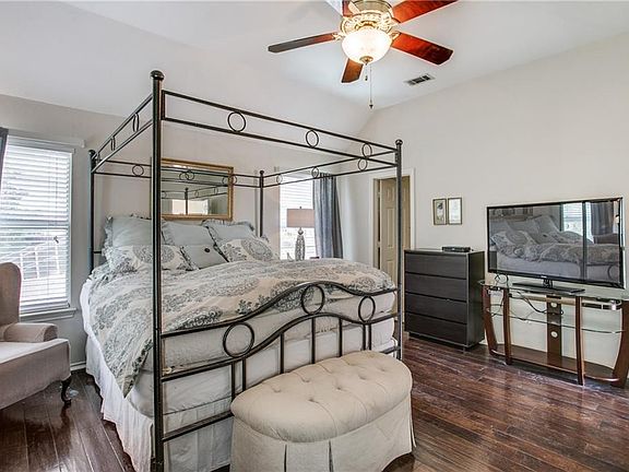 4th image of 3814 Antioch Cir