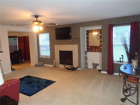 4th image of 409 Morningstar Dr