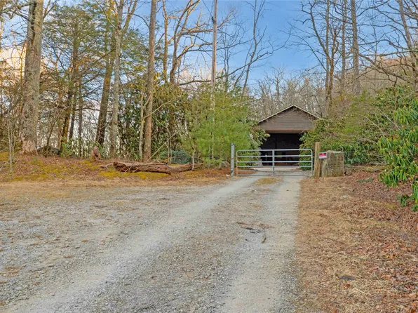 3816 Dillard Road, Highlands, NC 28741
