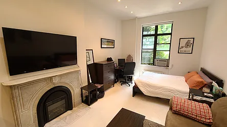 Rented by Aryeh Realty