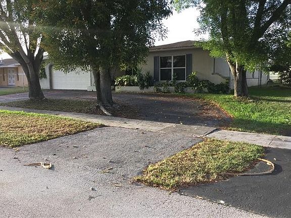 4th image of 11661 NW 30th Pl