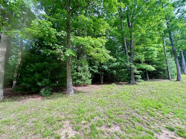 144 Harold Ln, Daniels, WV 25832
