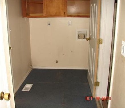 4th image of 2103 SE 9th St
