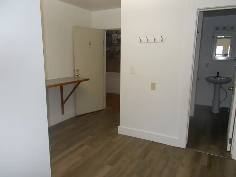 409 S Main St #2 — Photo 15