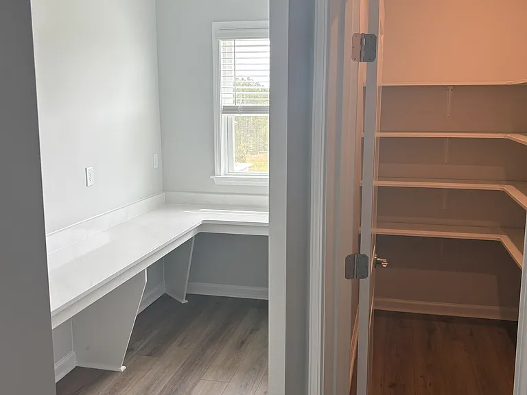 152 Highpointe Dr — Photo 11