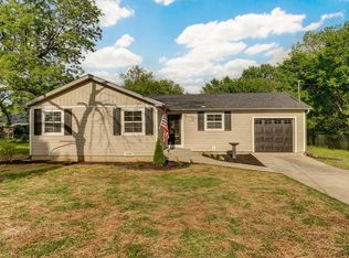 1336 N Farmer Ave, Springfield, MO 65802