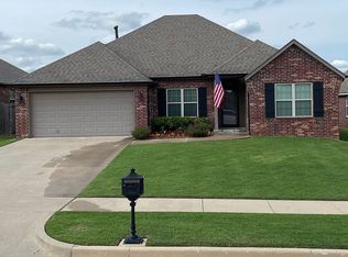 4916 E El Paso St, Broken Arrow, OK 74014