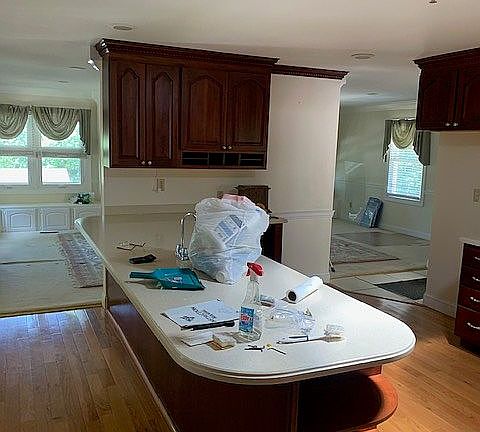 5th image of 2375 Hickory Ave