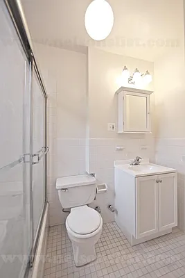 Rented by R New York | media 12