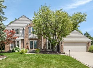 42300 Bradner Rd, Northville, MI 48168