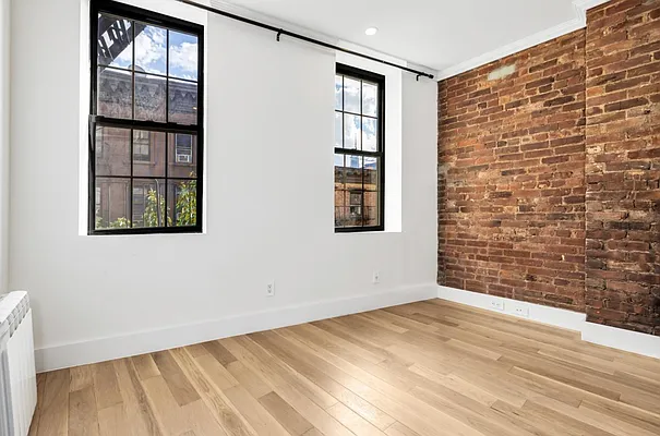 Rented by REAL New York | media 7