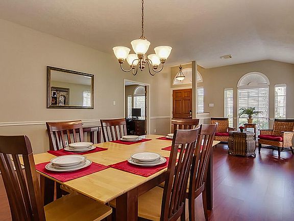 5th image of 10615 Bramford Ct