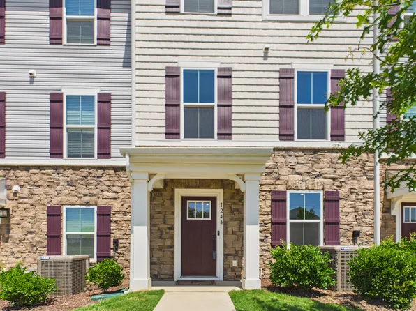 1244 Newell Towns Ln, Charlotte, NC 28262