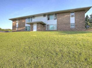 5421 Midvale Dr, Rockford, IL 61108
