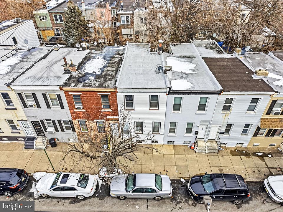 2nd image of 1823 E Wensley St