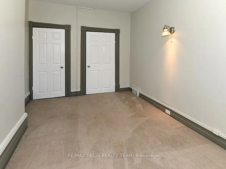 355 Bronson Ave — Photo 10