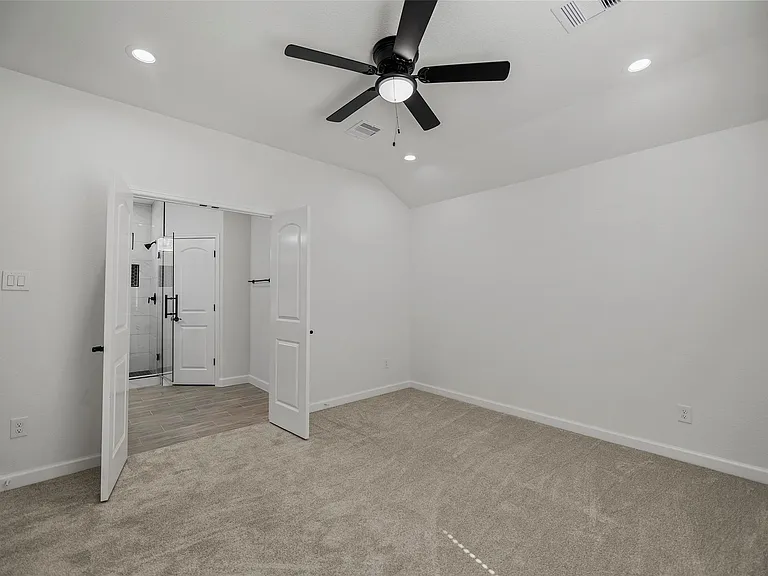 1078 Saint Clair St #B — Photo 26