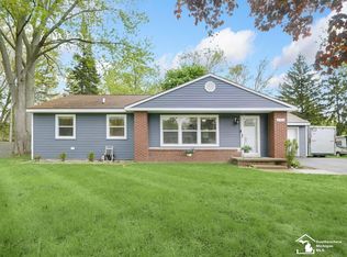 9106 Pheasant Dr, Temperance, MI 48182