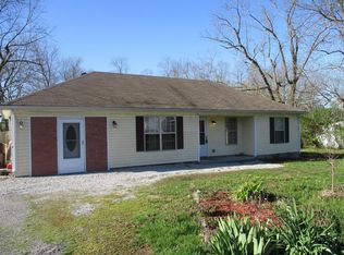 329 Centerville Ln, Paris, KY 40361