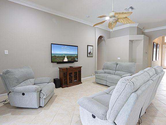 4th image of 14502 Speranza Way